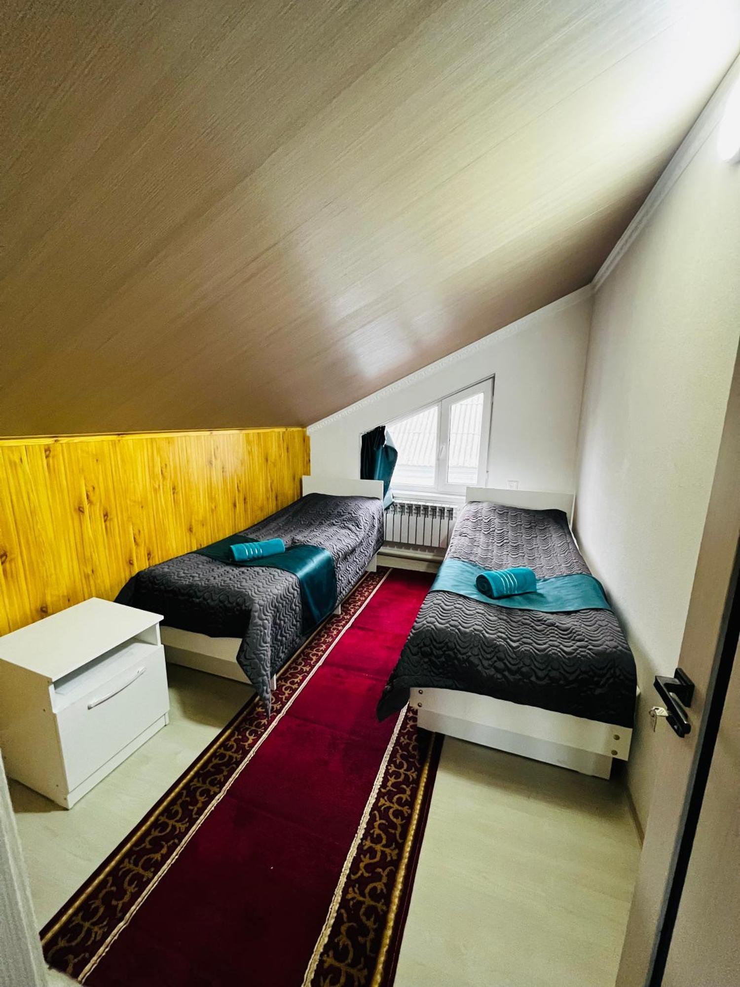 Guesthouse Greathome คาราโคล ภายนอก รูปภาพ